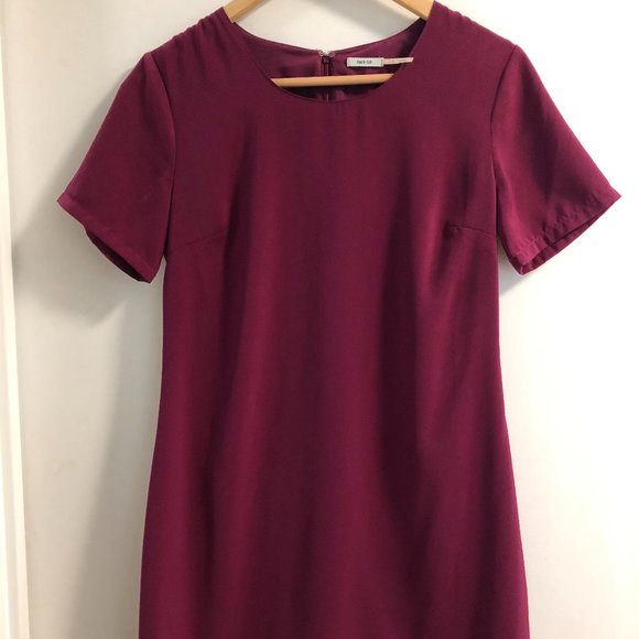 Kimchi Blue Maroon Shift Dress Size Small - Picture 1 of 3